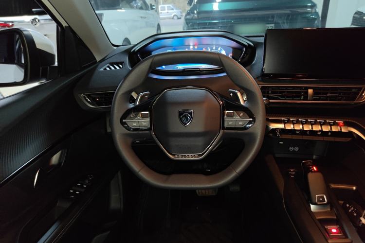 Used Peugeot 4008 2024 360THP Driving Fun Edition Steering Wheel