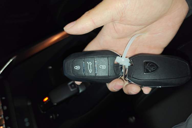 Used Peugeot 4008 2024 360THP Driving Fun Edition Vehicle Key