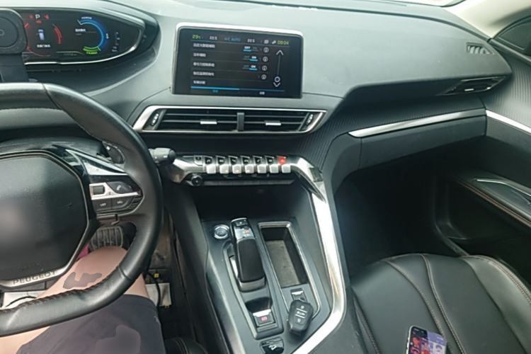 Used Peugeot 4008 New Energy 2020 1.6T PHEV Triple-Engine Luxury Edition Center Console