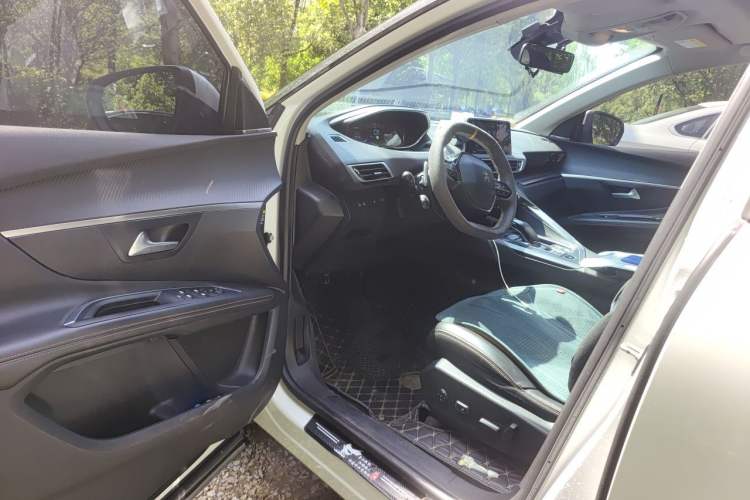 Used Peugeot 4008 New Energy 2020 1.6T PHEV Triple-Engine Luxury Edition Driver Seat