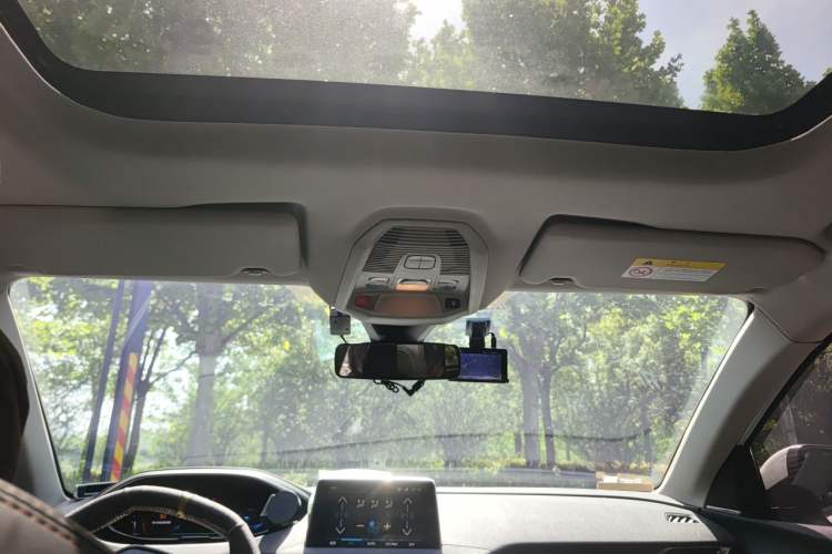 Used Peugeot 4008 New Energy 2020 1.6T PHEV Triple-Engine Luxury Edition Headliner