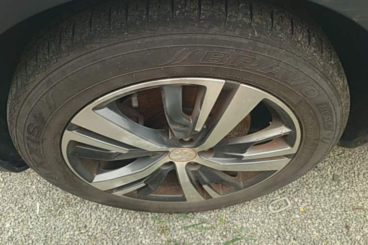 Used Peugeot 4008 New Energy 2020 1.6T PHEV Triple-Engine Luxury Edition Left Front Wheel Hub
