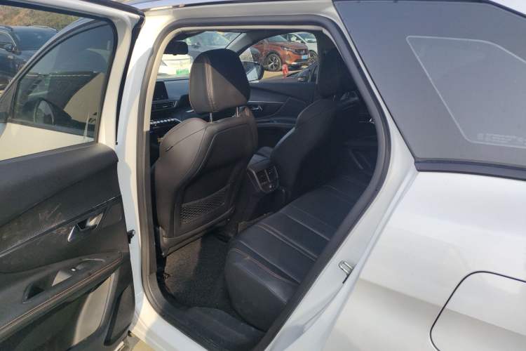 Used Peugeot 4008 New Energy 2020 1.6T PHEV Triple-Engine Luxury Edition Left Rear Seat
