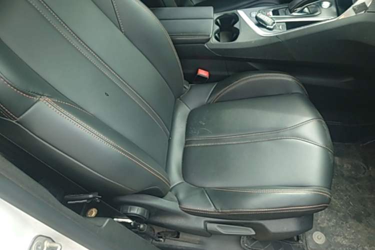 Used Peugeot 4008 New Energy 2020 1.6T PHEV Triple-Engine Luxury Edition Right Front Seat