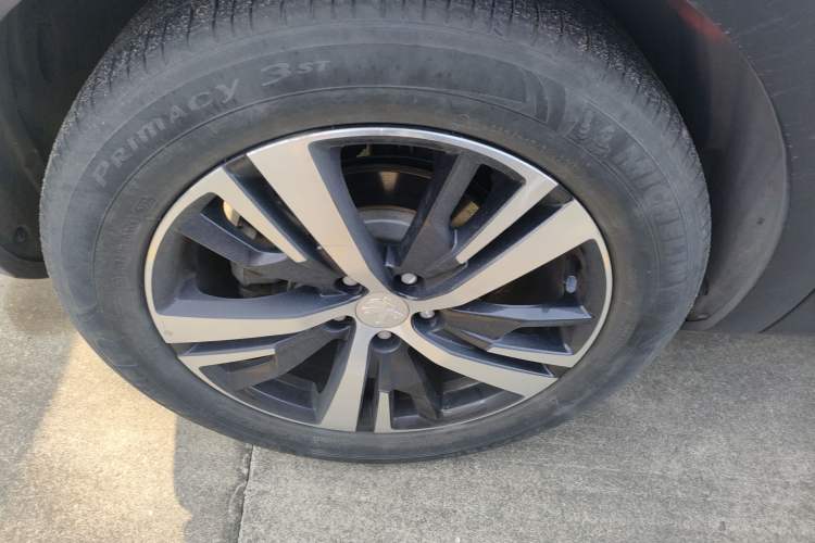 Used Peugeot 4008 New Energy 2020 1.6T PHEV Triple-Engine Luxury Edition Right Rear Wheel Hub