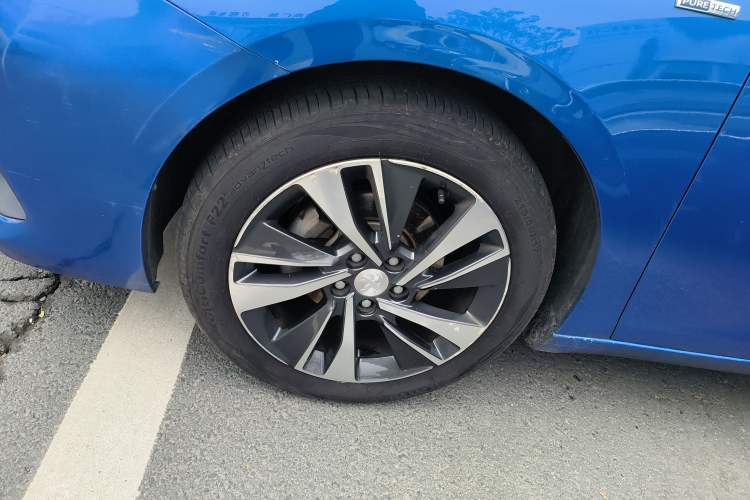 Used Peugeot 408 2019 230THP Automatic Luxury Edition China V Standard Left Front Wheel Hub