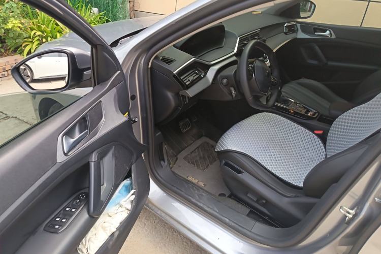 Used Peugeot 408 2022 1.6T Light-Chasing Edition Driver Seat