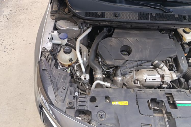 Used Peugeot 408 2022 1.6T Light-Chasing Edition Engine Bay Right