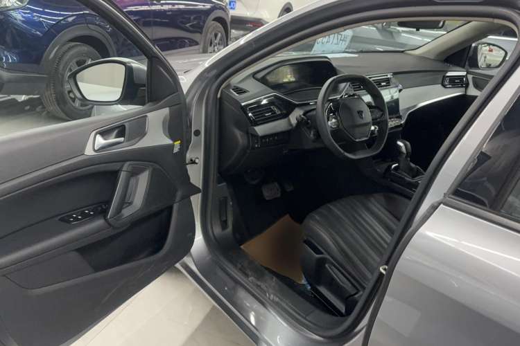 Used Peugeot 408 2022 1.6T Ambition Edition Interior 2