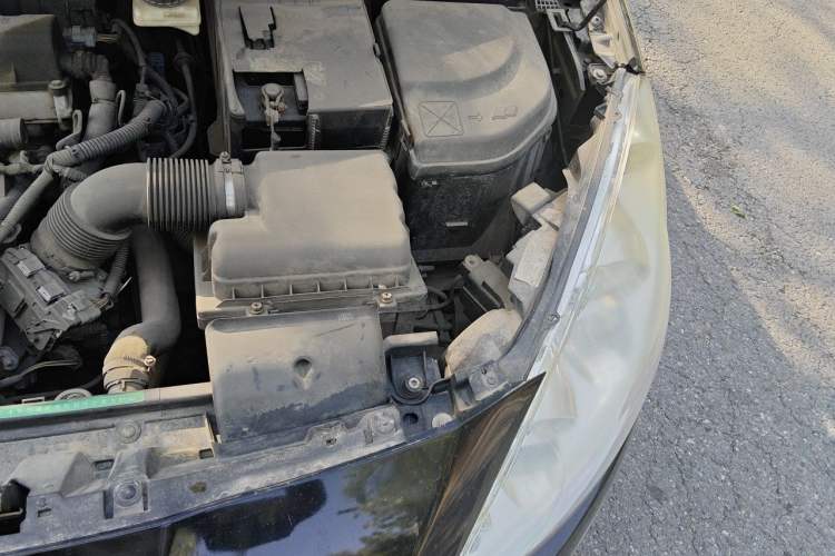 Used Peugeot 408 2010 2.0L Manual Comfort Edition Engine Bay Left