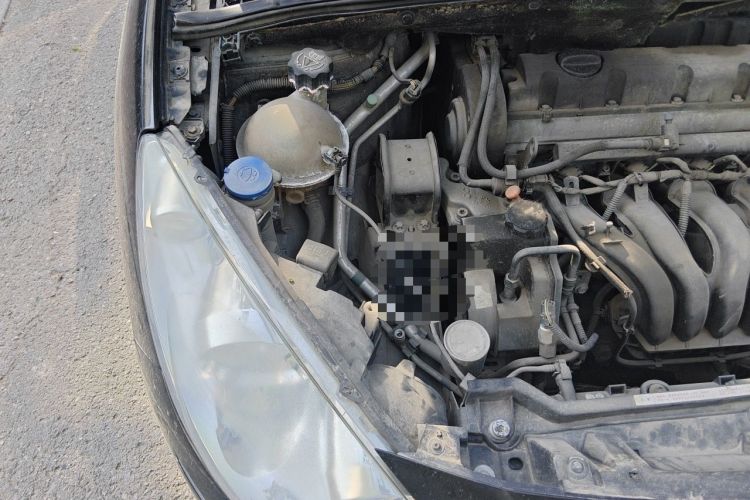 Used Peugeot 408 2010 2.0L Manual Comfort Edition Engine Bay Right
