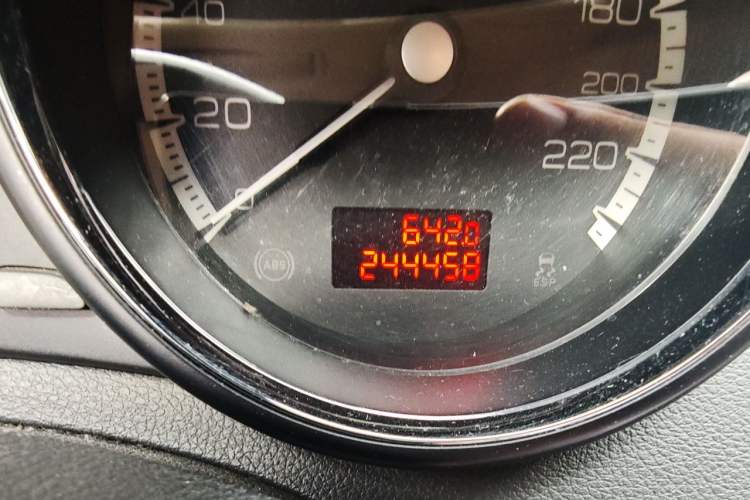 Used Peugeot 408 2010 1.6L Automatic Comfort Edition Odometer Close Up