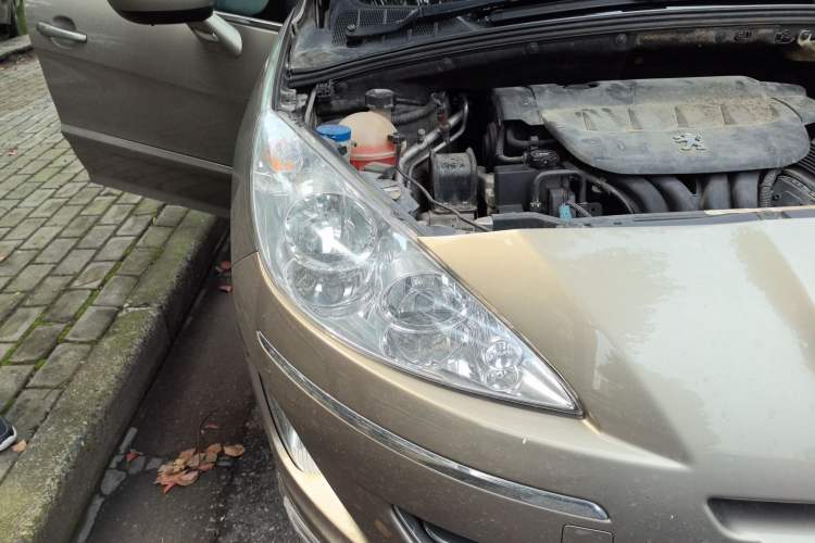 Used Peugeot 408 2010 2.0L Automatic Comfort Edition Right Front Headlight