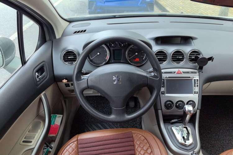 Used Peugeot 408 2010 2.0L Automatic Comfort Edition Steering Wheel