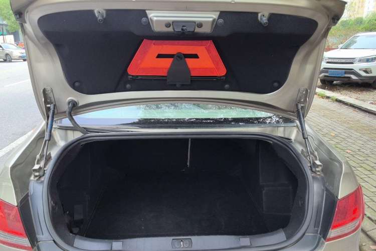 Used Peugeot 408 2010 2.0L Automatic Comfort Edition Trunk