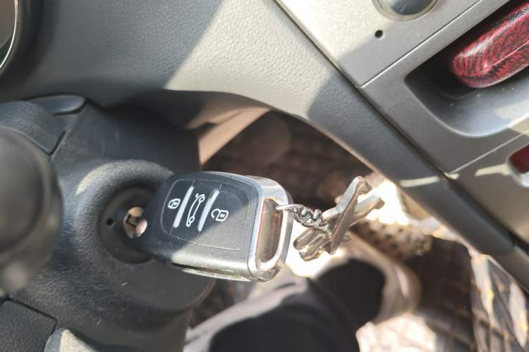 Used Peugeot 408 2010 2.0L Automatic Comfort Edition Vehicle Key