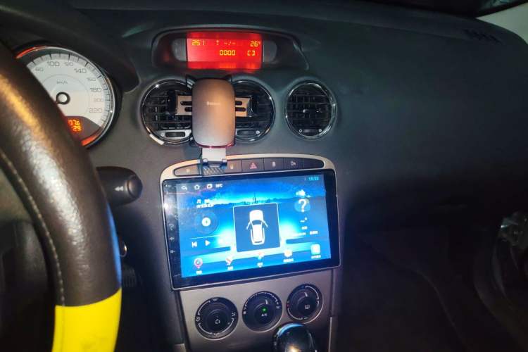 Used Peugeot 408 2010 2.0L Automatic Comfort Edition Audio And AC Panel