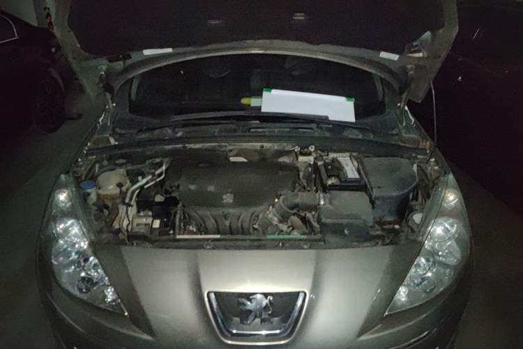 Used Peugeot 408 2010 2.0L Automatic Luxury Edition Engine Bay