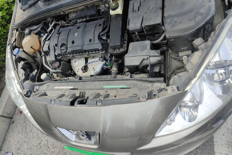 Used Peugeot 408 2010 1.6L Manual Luxury Edition Engine Bay