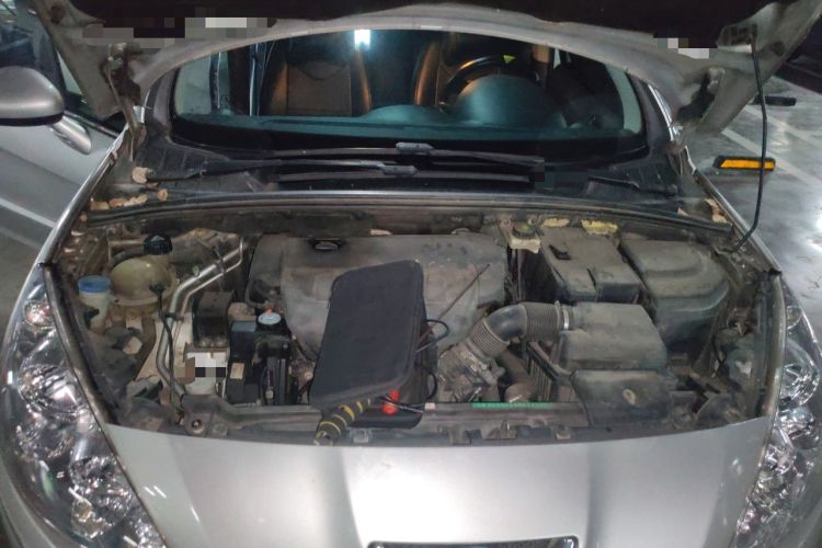 Used Peugeot 408 2010 2.0L Automatic Comfort Edition Engine Bay