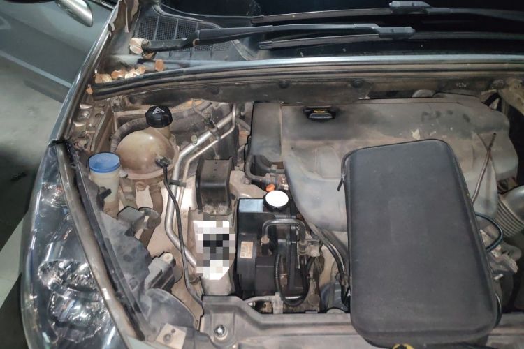 Used Peugeot 408 2010 2.0L Automatic Comfort Edition Engine Bay Right