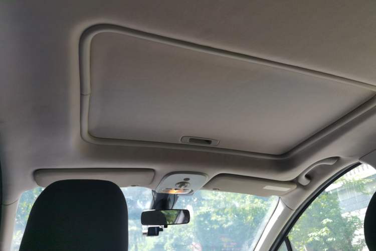 Used Peugeot 408 2010 2.0L Manual Luxury Edition Headliner