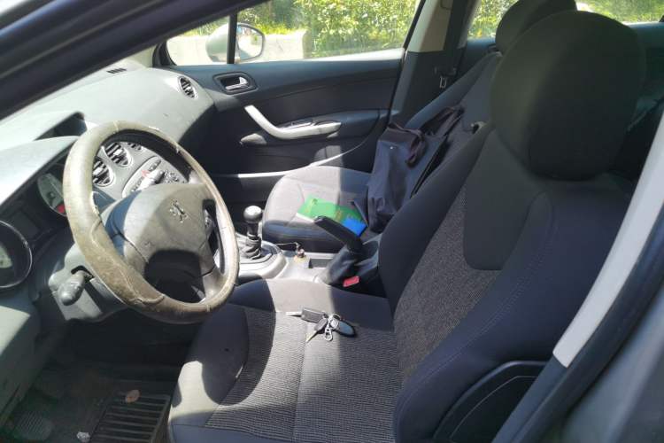 Used Peugeot 408 2010 2.0L Manual Luxury Edition Left Front Seat