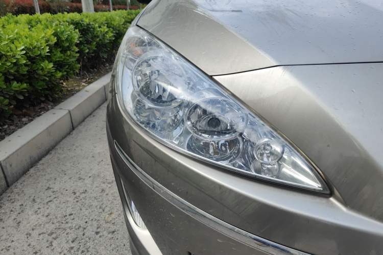 Used Peugeot 408 2010 1.6L Manual Luxury Edition Right Front Headlight