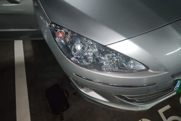 Used Peugeot 408 2010 2.0L Automatic Comfort Edition Right Front Headlight