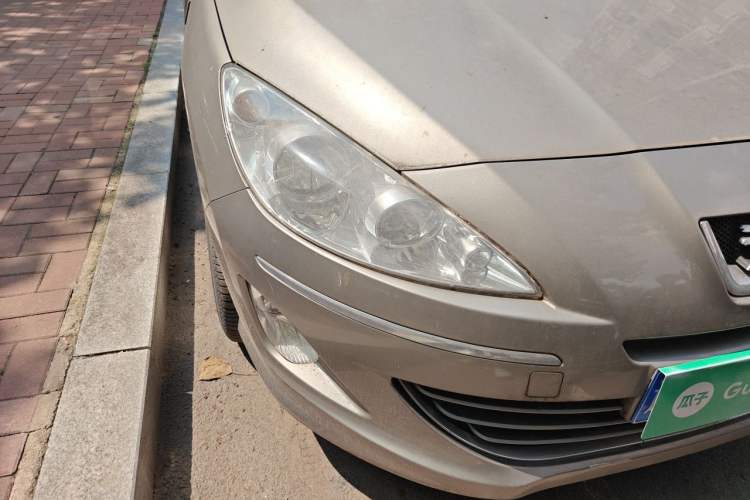 Used Peugeot 408 2010 2.0L Manual Comfort Edition Right Front Headlight