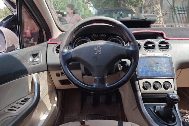 Used Peugeot 408 2010 2.0L Manual Comfort Edition Steering Wheel