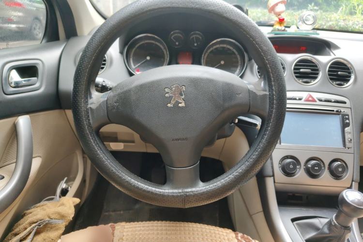 Used Peugeot 408 2010 1.6L Manual Comfort Edition Steering Wheel