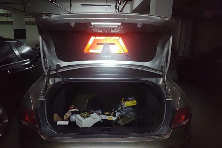 Used Peugeot 408 2010 2.0L Automatic Luxury Edition Trunk