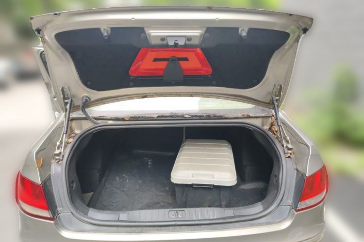 Used Peugeot 408 2010 1.6L Manual Comfort Edition Trunk