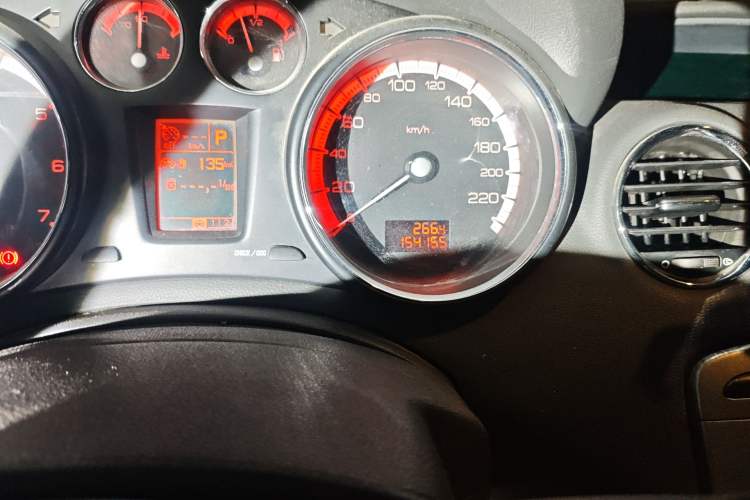Used Peugeot 408 2010 2.0L Automatic Prestige Edition Odometer Close Up