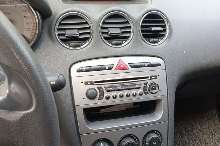 Used Peugeot 408 2010 2.0L Manual Comfort Edition Audio And AC Panel