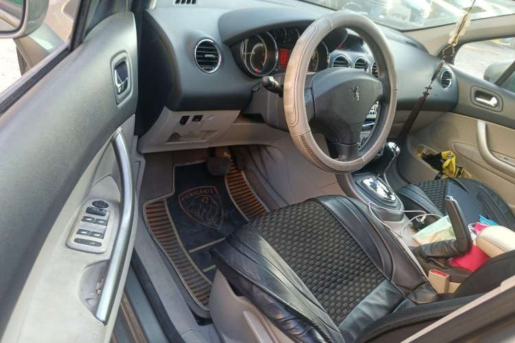 Used Peugeot 408 2010 2.0L Automatic Luxury Edition Driver Seat