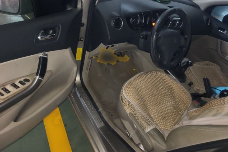 Used Peugeot 408 2010 2.0L Manual Comfort Edition Driver Seat