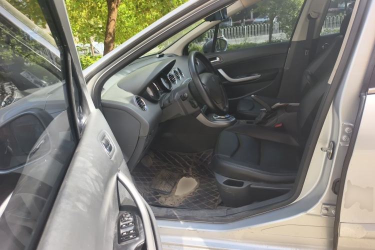 Used Peugeot 408 2010 2.0L Automatic Comfort Edition Driver Seat