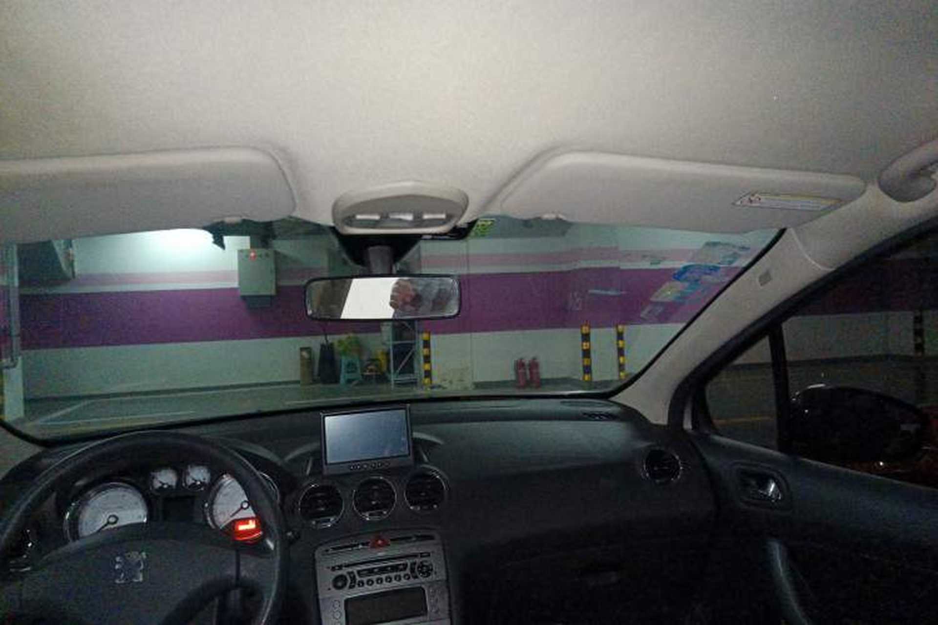 Used Peugeot 408 2010 2.0L Automatic Comfort Edition Headliner
