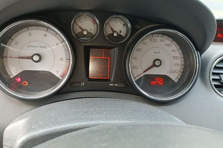 Used Peugeot 408 2010 2.0L Manual Comfort Edition Instrument Cluster