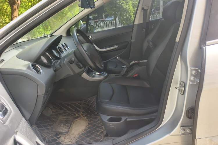 Used Peugeot 408 2010 2.0L Automatic Comfort Edition Left Front Seat