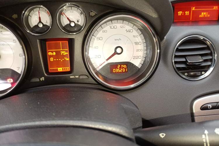 Used Peugeot 408 2010 2.0L Manual Luxury Edition Odometer Close Up