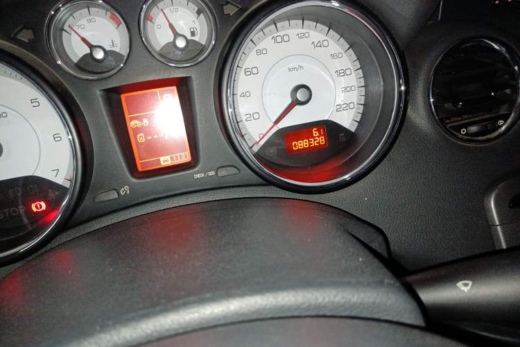 Used Peugeot 408 2010 2.0L Automatic Comfort Edition Odometer Close Up