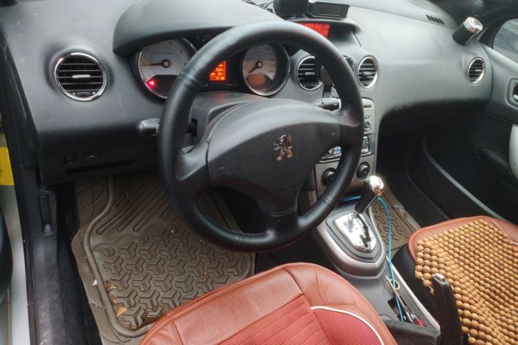 Used Peugeot 408 2010 2.0L Automatic Comfort Edition Steering Wheel