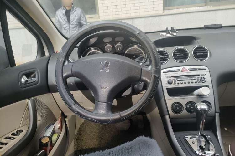 Used Peugeot 408 2010 2.0L Automatic Comfort Edition Steering Wheel
