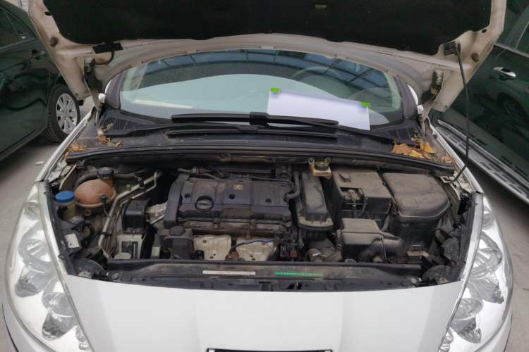 Used Peugeot 408 2010 1.6L Manual Comfort Edition Engine Bay