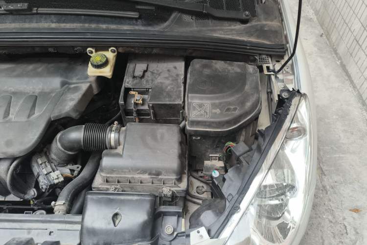 Used Peugeot 408 2010 2.0L Automatic Comfort Edition Engine Bay Left
