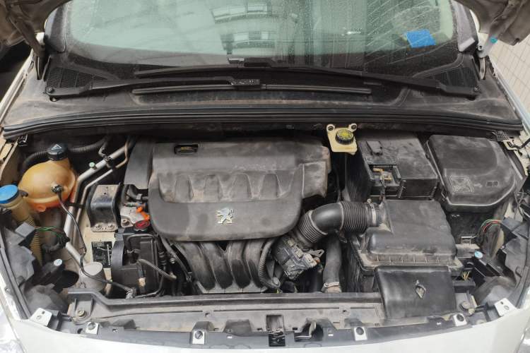 Used Peugeot 408 2010 2.0L Automatic Comfort Edition Engine Bay