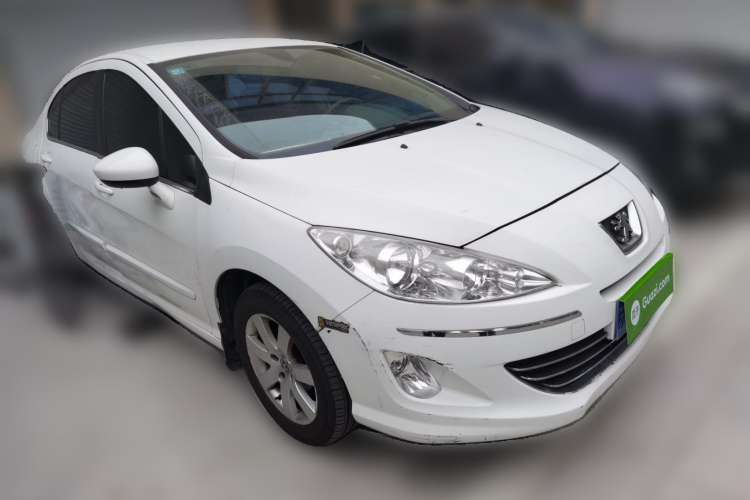 Used Peugeot 408 2010 1.6L Manual Comfort Edition Front Right 45 Deg